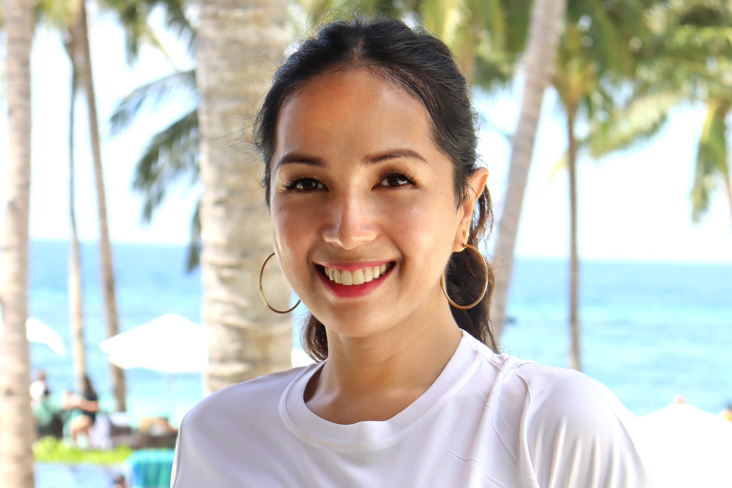 Portrait de Maki Gingoyon, cofondatrice de My Transgender Date, réalisé lors d’un shooting pour promouvoir l’accès gratuit des femmes trans.