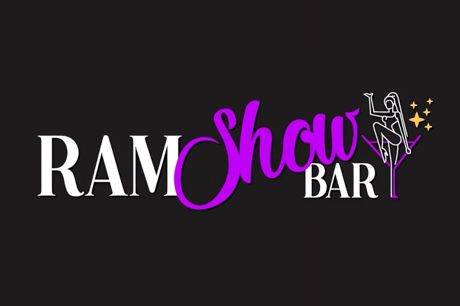 ดีไซน์โลโก้รัมย์บาร์โชว์แสดงบนพื้นหลังสีเข้ม พร้อมตัวอักษรสไตล์ไนต์ไลฟ์ที่ดูทันสมัย