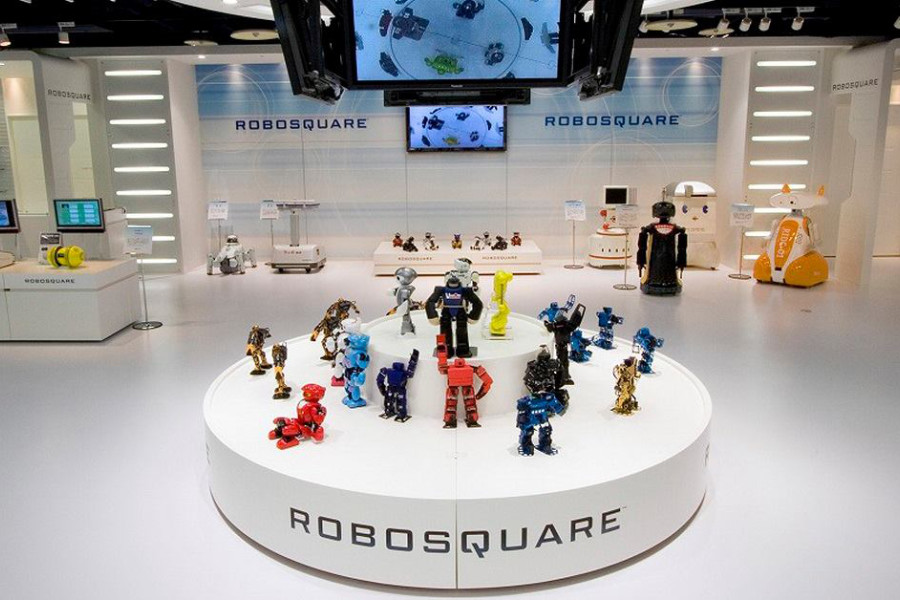 Fukuoka robosquare