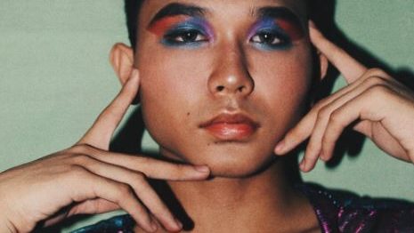 a queer person